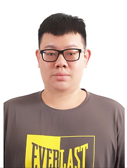 冠宇 駱