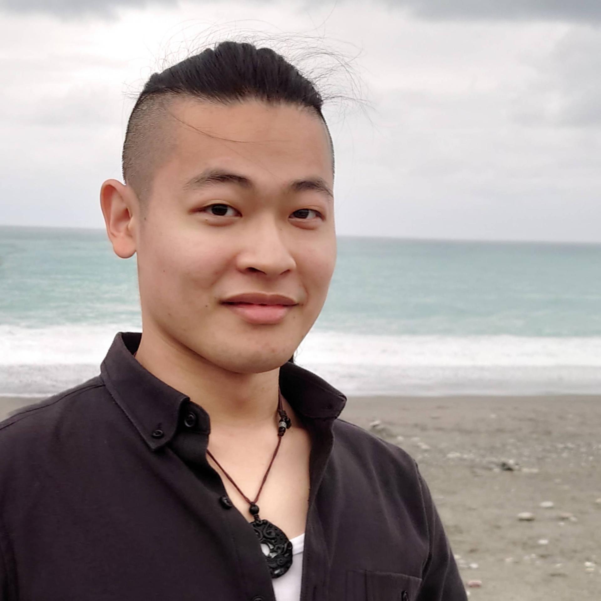 Mao-Hung Lin