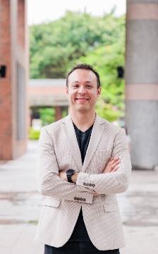 ALFREDO CHANG LASTIRI